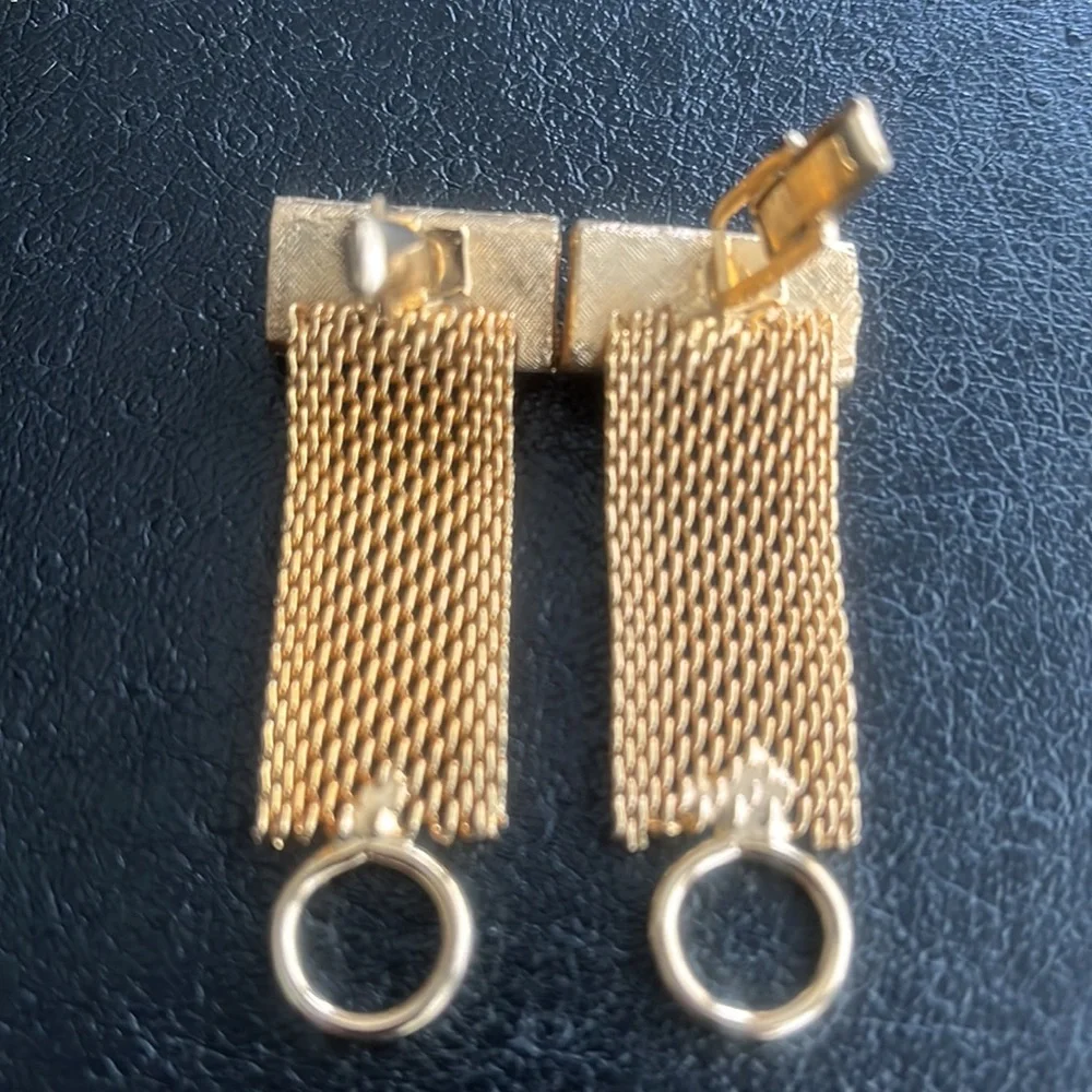 Gold Cuff Links with Chain Design and Pearl Accent